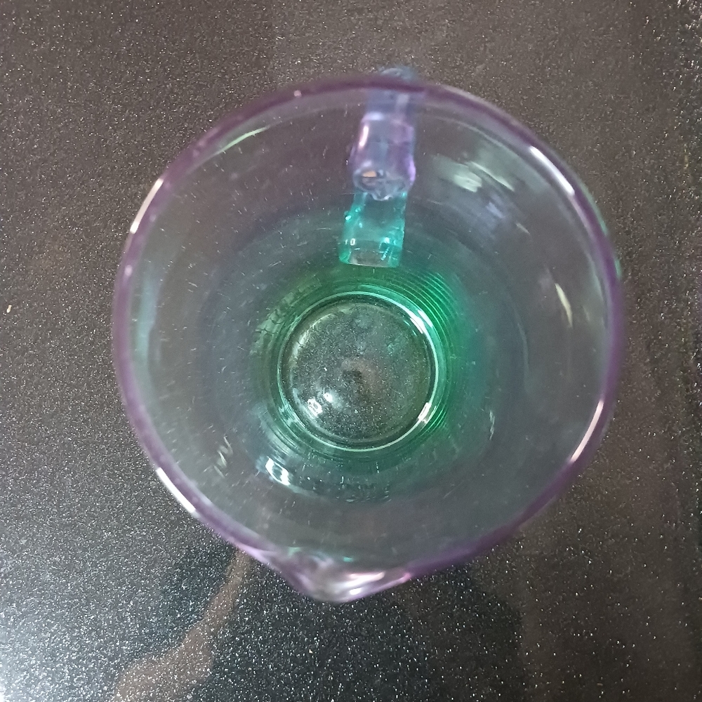 Pastel Glass Pitcher. - Picture 4 of 6